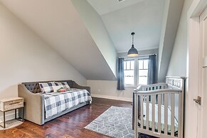 Steps From Oneida Lake: Spacious Gem w/ Game Room!