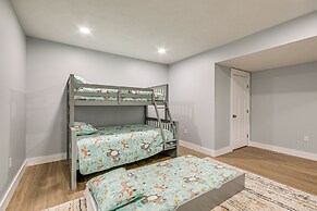 Steps From Oneida Lake: Spacious Gem w/ Game Room!