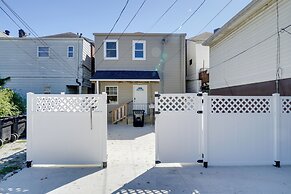 Walk to Churchill Downs: Central Louisville Home!