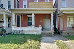 Walk to Churchill Downs: Central Louisville Home!