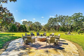 Game Room, Deck & Yard: Lake of the Ozarks Retreat