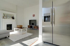 1 Mi to Uofl: Pet-friendly Louisville Apartment!