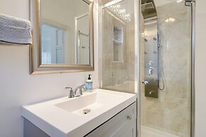 1 Mi to Uofl: Pet-friendly Louisville Apartment!