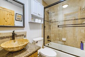 Walk to Beach & Boat Launch: Lake Tahoe Retreat