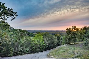 Scenic Getaway w/ Fire Pit & Grill in Columbia!