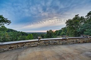 Scenic Getaway w/ Fire Pit & Grill in Columbia!