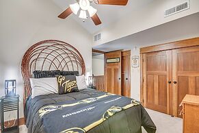 Scenic Getaway w/ Fire Pit & Grill in Columbia!