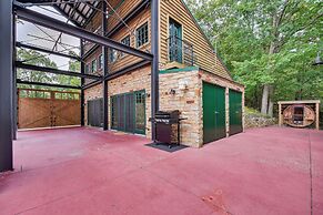 Scenic Getaway w/ Fire Pit & Grill in Columbia!