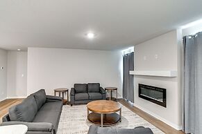 1 Mi to Golf: Quiet Waukee Home w/ Fireplace!