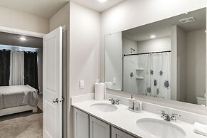 1 Mi to Golf: Quiet Waukee Home w/ Fireplace!