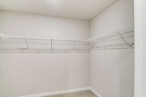 1 Mi to Golf: Quiet Waukee Home w/ Fireplace!