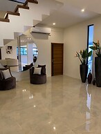 Empire Villa 2 Mon Plaisir