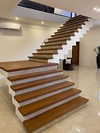 Empire Villa 2 Mon Plaisir