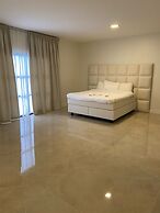 Empire Villa 2 Mon Plaisir