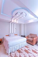 Selig Resort