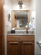 Villa 1082 3 Bed 3 Bath Full Kitchen 3 Bedroom Villa