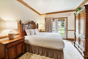 Villa 1082 3 Bed 3 Bath Full Kitchen 3 Bedroom Villa