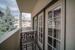 Villa 2090 3 Bed 3 Bath Full Kitchen 3 Bedroom Villa