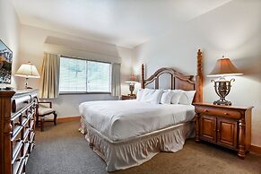 Villa 1041 3 Bed 3 Bath Full Kitchen 3 Bedroom Villa