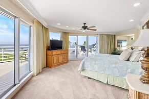 1640 Lands End 3 Bedroom Condo