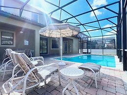 Beautiful 7 Bed Pool Home With Game Room-9117ecl 7 Bedroom Home