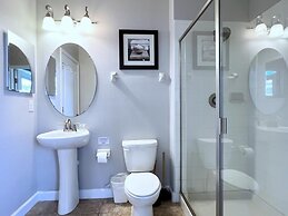 Beautiful 7 Bed Pool Home With Game Room-9117ecl 7 Bedroom Home