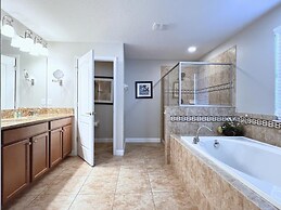 Beautiful 7 Bed Pool Home With Game Room-9117ecl 7 Bedroom Home