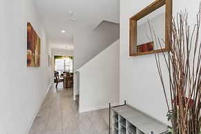 4815lulaby 4 Bedroom Townhouse