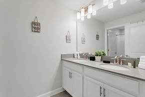 4815lulaby 4 Bedroom Townhouse