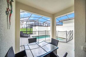 Mickey's Hidden Gem Luxury Pool Home! 4 Bedroom Townhouse