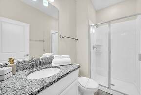 Mickey's Hidden Gem Luxury Pool Home! 4 Bedroom Townhouse