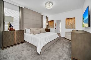 2900penolpe 9 Bedroom Home