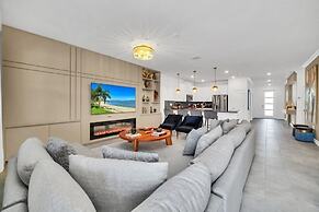 2900penolpe 9 Bedroom Home