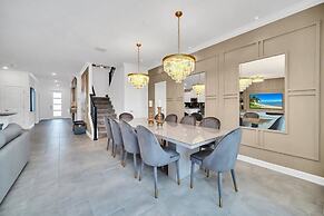 2900penolpe 9 Bedroom Home