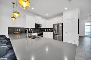 2900penolpe 9 Bedroom Home