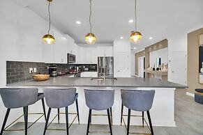 2900penolpe 9 Bedroom Home