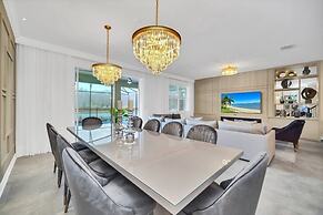 2900penolpe 9 Bedroom Home