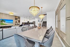 2900penolpe 9 Bedroom Home