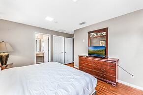 Emerald Island Large 8 Bed Home Golf Resort 8 Bedroom Villa