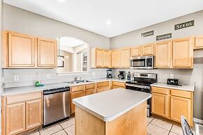 Emerald Island Large 8 Bed Home Golf Resort 8 Bedroom Villa