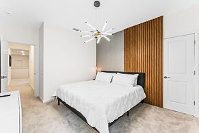 Elegant & Fun Pool/spa Games Room! 12 Bedroom Villa