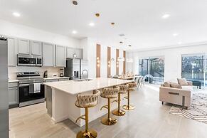 Elegant & Fun Pool/spa Games Room! 12 Bedroom Villa