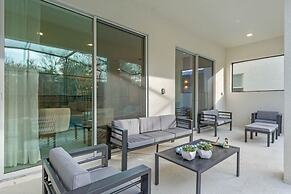 Elegant & Fun Pool/spa Games Room! 12 Bedroom Villa