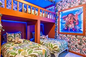 Elegant & Fun Pool/spa Games Room! 12 Bedroom Villa