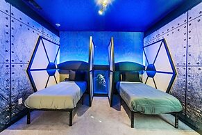 Elegant & Fun Pool/spa Games Room! 12 Bedroom Villa