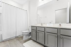 Elegant & Fun Pool/spa Games Room! 12 Bedroom Villa