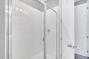 Never Get Bored 9 Bed Pool, Spa, Games! 9 Bedroom Villa