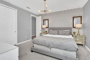 Never Get Bored 9 Bed Pool, Spa, Games! 9 Bedroom Villa