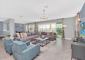 Never Get Bored 9 Bed Pool, Spa, Games! 9 Bedroom Villa