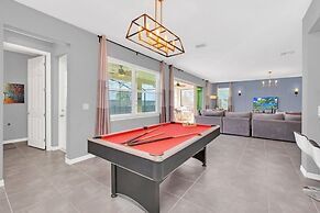 Never Get Bored 9 Bed Pool, Spa, Games! 9 Bedroom Villa